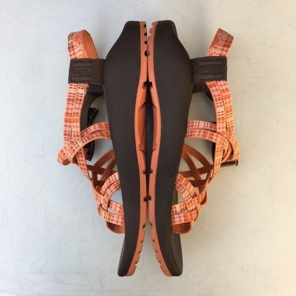 Chaco Sandals Orange Size 8 Hiking Trekking Outdoors Camping - Picture 3 of 7